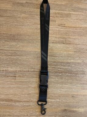 VIRUS Lanyard
